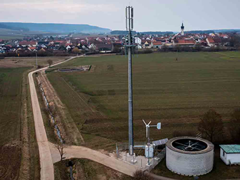 Deutsche Telekom und Ericsson kooperieren bei der Förderung des nachhaltigen Betriebs von 5G Funkstandorten Deutsche Telekom und Ericsson kooperieren bei der Förderung des nachhaltigen Betriebs von 5G Funkstandorten