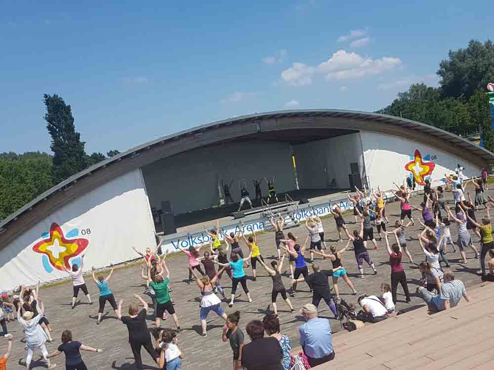 Rietberg, heiße Rhythmen in der Volksbank Arena, Zumba Angebot startet Donnerstag im Gartenschaupark