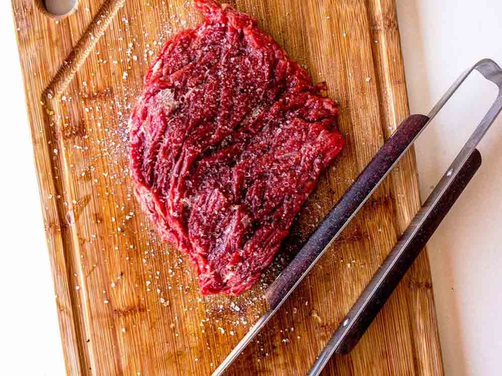 NOz, Wiesenhof Chef fordert verpflichtende Herkunftskennzeichnung für Fleisch NOz, Wiesenhof Chef fordert verpflichtende Herkunftskennzeichnung für Fleisch