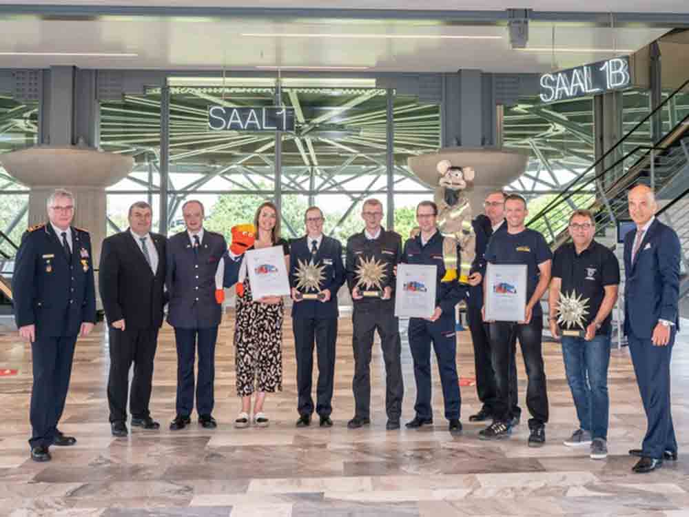 Preis für Feuerwehren, Öffentliche Versicherer zeichnen drei Feuerwehren mit IF Star 2022 aus Preis für Feuerwehren, Öffentliche Versicherer zeichnen drei Feuerwehren mit IF Star 2022 aus
