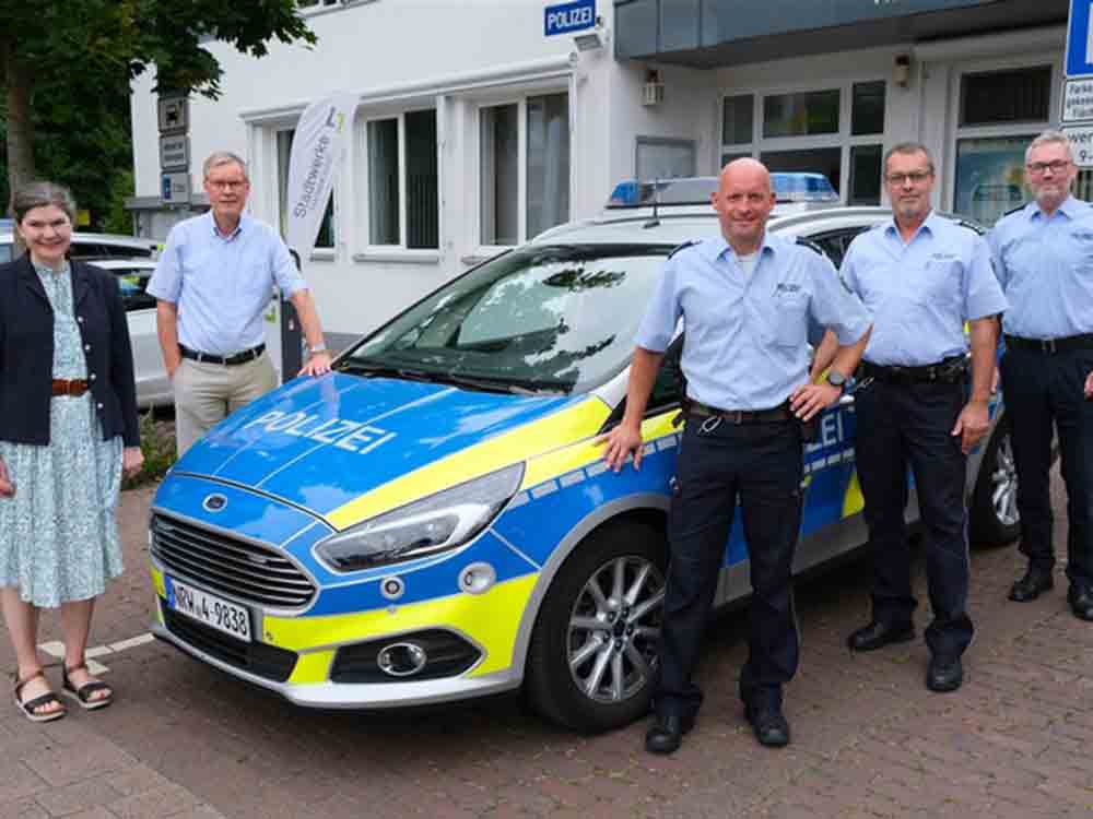 Polizei Gütersloh, seit April im Einsatz, POK Hoppe vervollständigt das Trio des Bezirksdienstes Harsewinkel Polizei Gütersloh, seit April im Einsatz, POK Hoppe vervollständigt das Trio des Bezirksdienstes Harsewinkel