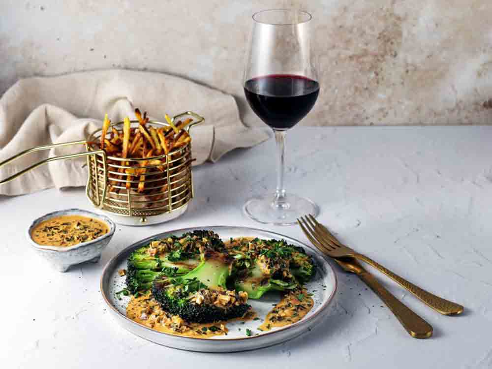 Herzhaft und festlich genießen, Rezepttipp, Foodpairing von vegetarischen Gerichten und guten Weinen Herzhaft und festlich genießen, Rezepttipp, Foodpairing von vegetarischen Gerichten und guten Weinen