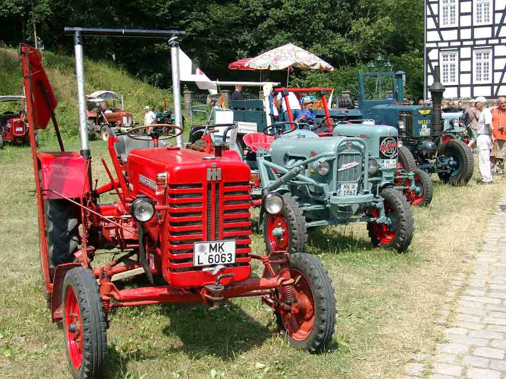 Bulldog & Co. tuckern im LWL Freilichtmuseum Hagen, 25. September 2022 Bulldog & Co. tuckern im LWL Freilichtmuseum Hagen, 25. September 2022