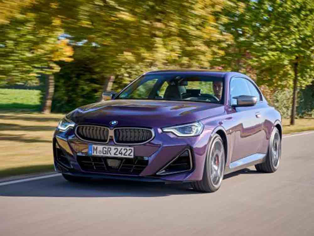 Goldenes Lenkrad 2022 für das BMW M240i xDrive Coupé
