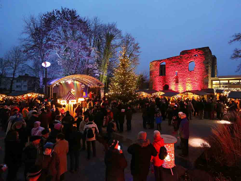 Familienfreundliche Adventszeit in Bad Lippspringe, Ba Li Weihnacht startet am 26. November 2022 mit Weihnachtlichem Zauber an der Burg