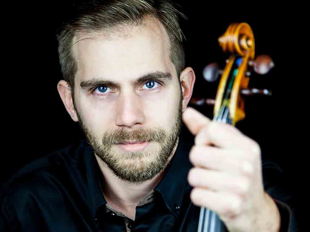 Gütersloh, 21. Neujahrskonzert der sogenannten Westfälischen Kammerphilharmonie, temperamentvoll ins neue Jahr 2023 Gütersloh, 21. Neujahrskonzert der sogenannten Westfälischen Kammerphilharmonie, temperamentvoll ins neue Jahr 2023