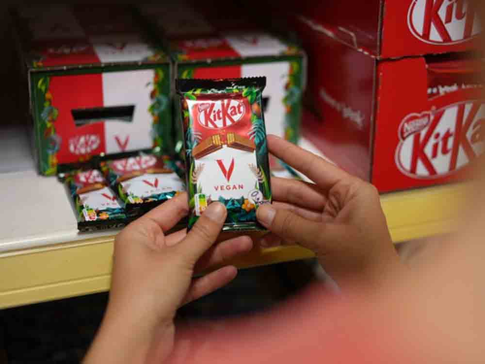 Pflanzliche Innovationen zum Jahresstart 2023: Nestlé serviert vegane Schokolade, Frikadellen und Sauce Pflanzliche Innovationen zum Jahresstart 2023: Nestlé serviert vegane Schokolade, Frikadellen und Sauce