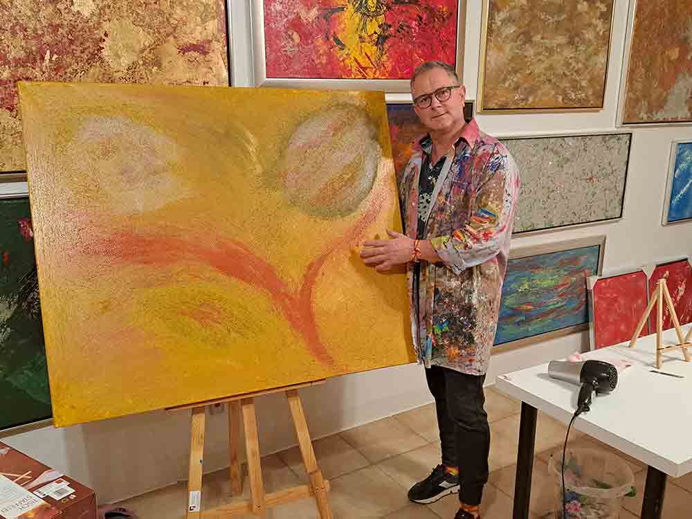 Antonio Ugia, Kunstaktion mit Verlosung für den guten Zweck, 1. bis 31. März 2023, Lemgo Antonio Ugia, Kunstaktion mit Verlosung für den guten Zweck, 1. bis 31. März 2023, Lemgo