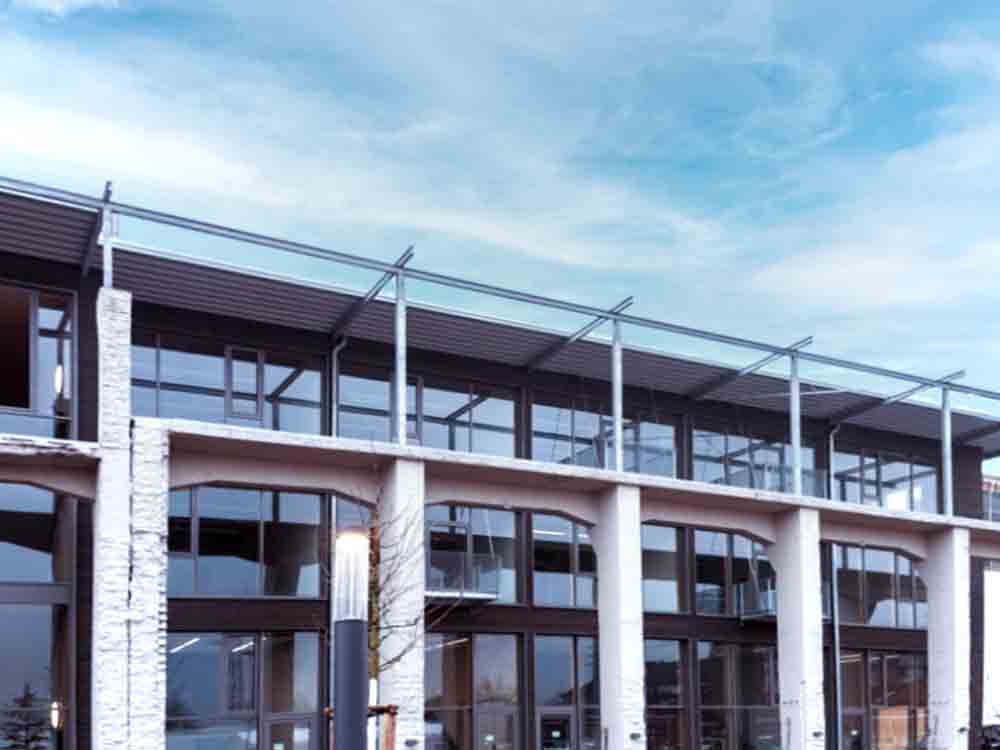Mehr Raum für die Wegbereiter von heute und morgen: Factory Campus Düsseldorf eröffnet Arkadengebäude Mehr Raum für die Wegbereiter von heute und morgen: Factory Campus Düsseldorf eröffnet Arkadengebäude