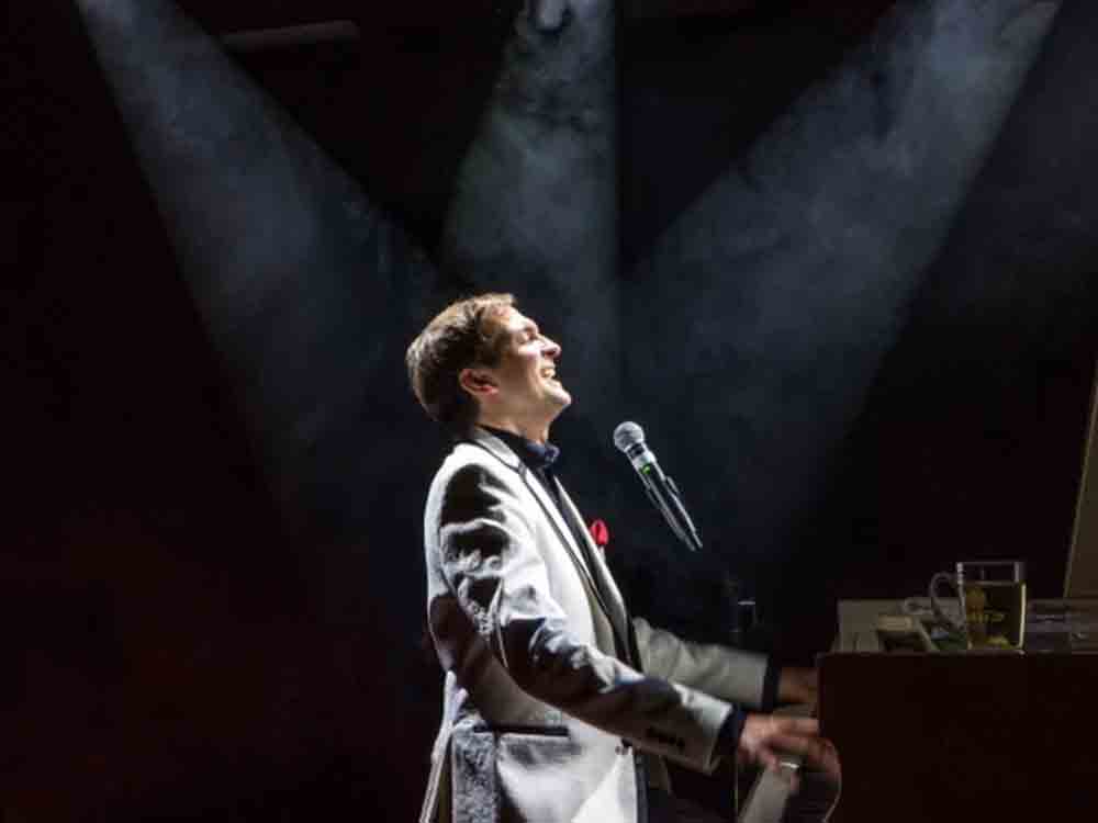 »Udo Jürgens … unvergessen!« Seine schönsten Lieder und seine größten Hits von und mit Alex Parker, Bad Harzburg, 11. Juni 2023 »Udo Jürgens … unvergessen!« Seine schönsten Lieder und seine größten Hits von und mit Alex Parker, Bad Harzburg, 11. Juni 2023