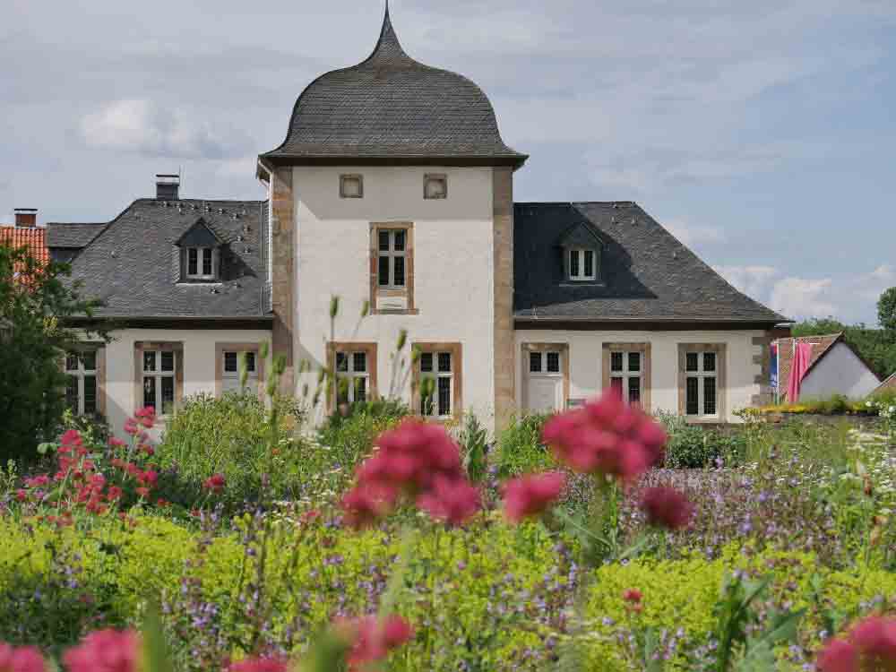 Grüne Schau im Kloster Dalheim, Ausstellung gibt Tipps zum nachhaltigen Gärtnern, 3. und 4. Juni 2023