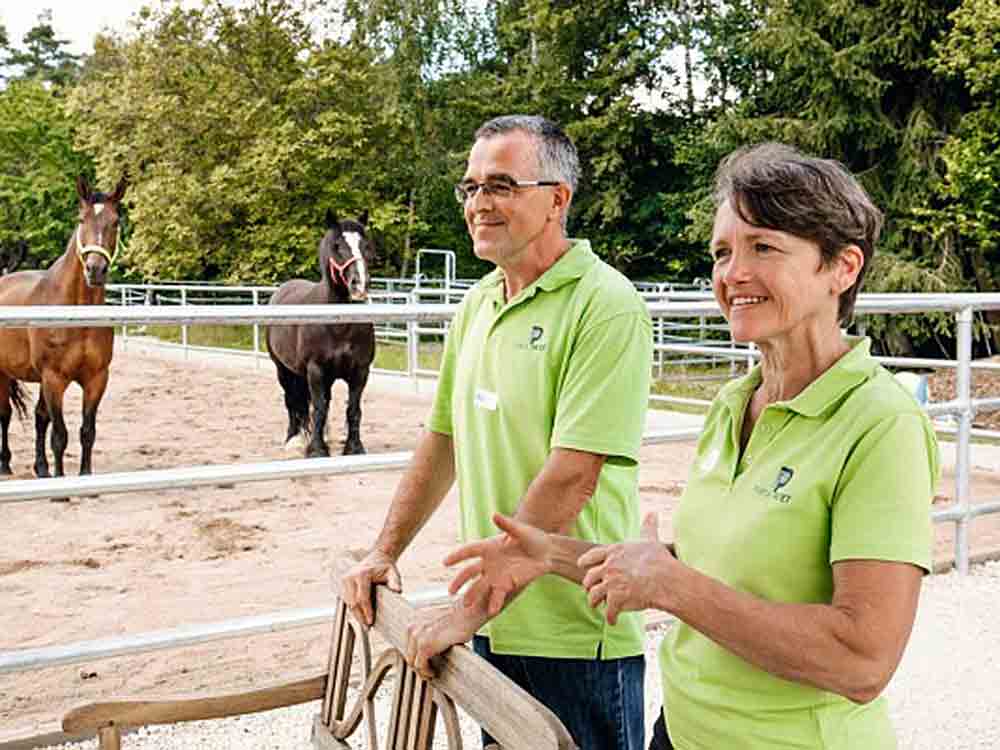 Pferdegestützte Trainings bei Portapatet: »Das Pferd nimmt den Moment ganzheitlich wahr« Pferdegestützte Trainings bei Portapatet: »Das Pferd nimmt den Moment ganzheitlich wahr«