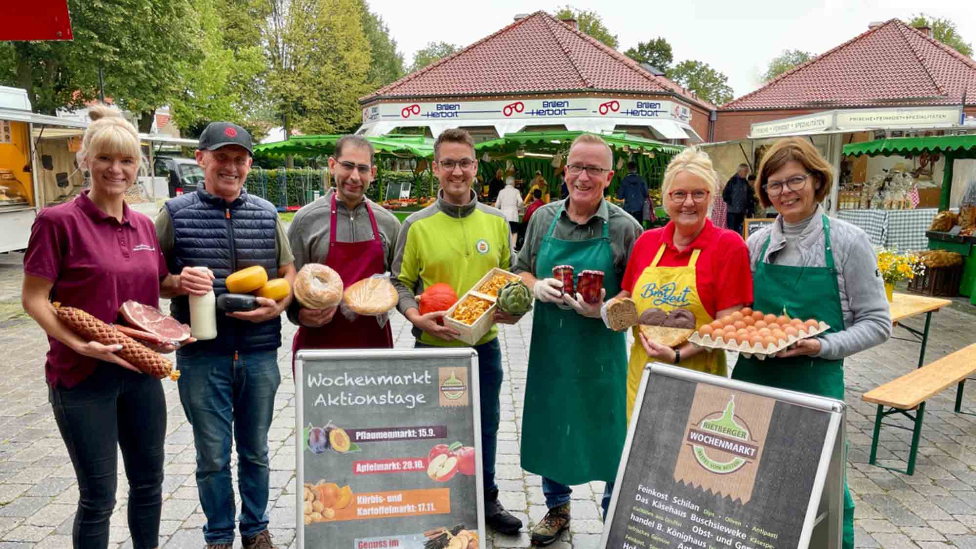 Rietberg: Feinschmeckertage auf dem Wochenmarkt, Pflaumen, Äpfel, Kartoffeln und Kürbisse im Mittelpunkt Rietberg: Feinschmeckertage auf dem Wochenmarkt, Pflaumen, Äpfel, Kartoffeln und Kürbisse im Mittelpunkt