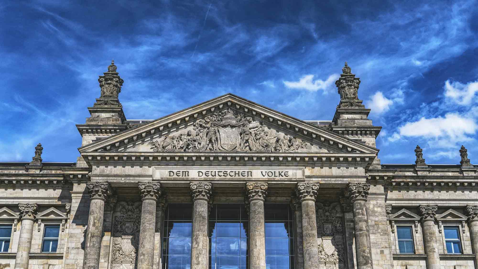 Wer eine »GroKo« als Aufbruch empfindet, hat die Kontrolle über sein politisches Leben verloren! Kommentar von Dennis Riehle Wer eine »GroKo« als Aufbruch empfindet, hat die Kontrolle über sein politisches Leben verloren! Kommentar von Dennis Riehle