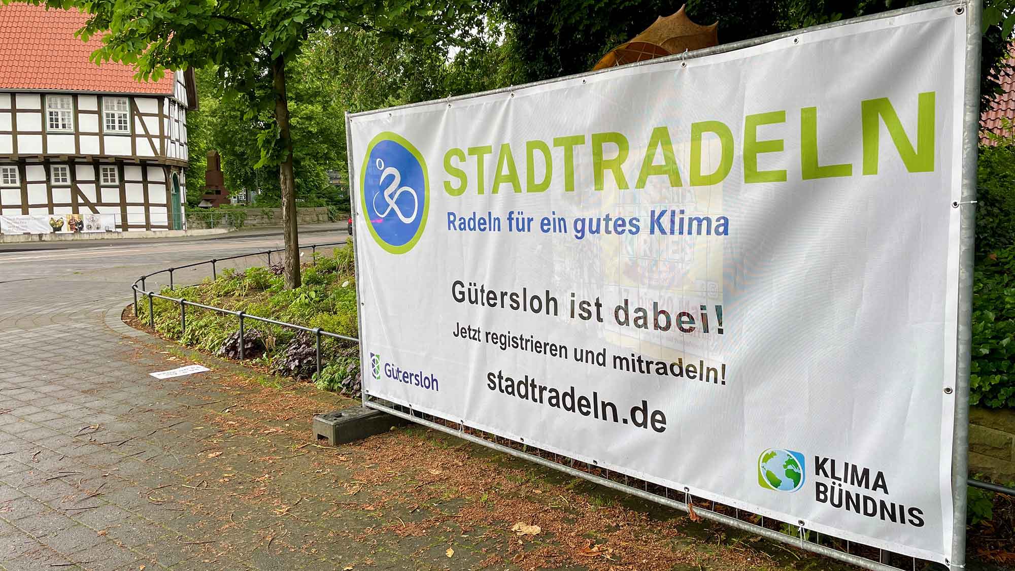 Gütersloh: »Stadtradeln« – Banner weisen auf den Wettbewerb hin, 25. Mai bis 14. Juni 2024 Gütersloh: »Stadtradeln« – Banner weisen auf den Wettbewerb hin, 25. Mai bis 14. Juni 2024