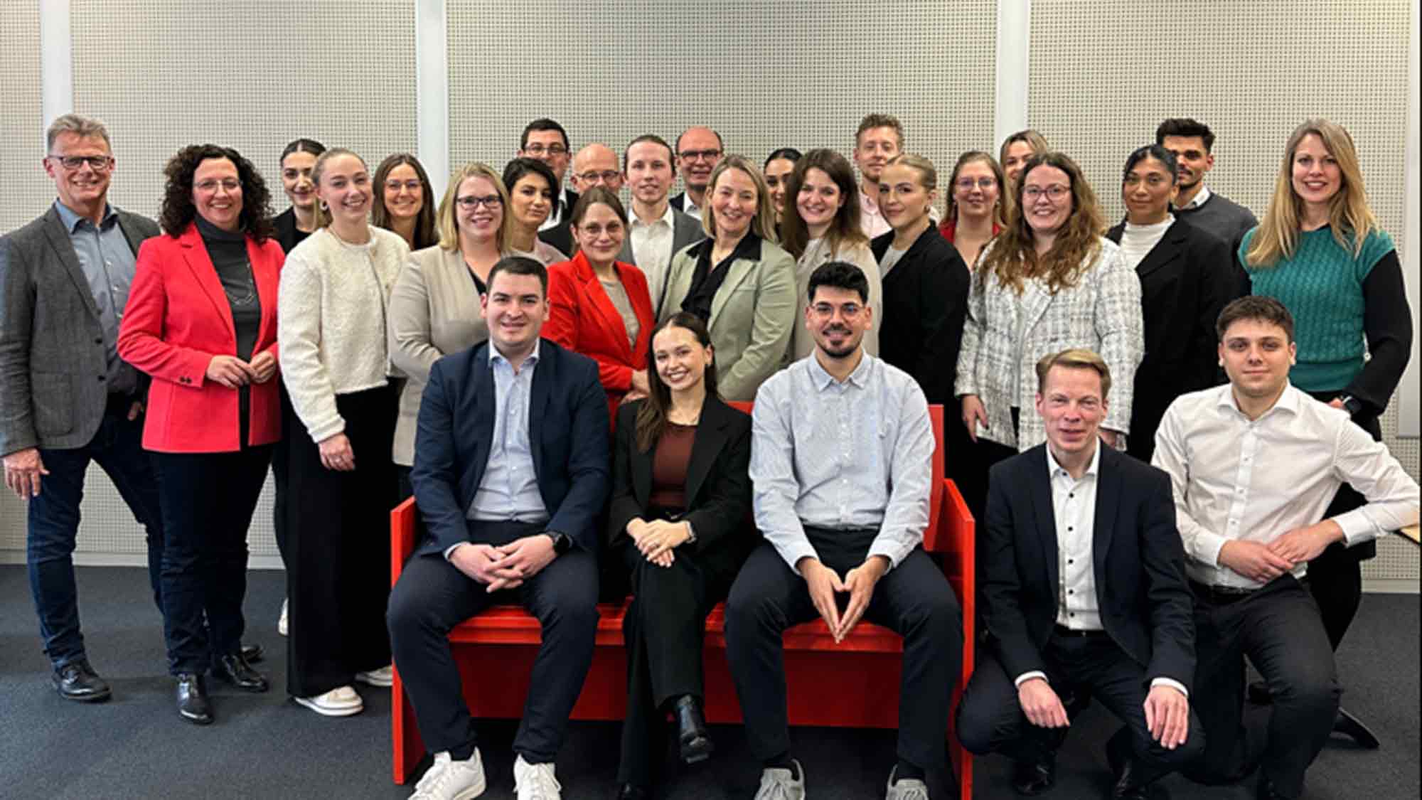 Erfolg und Engagement feiern: Empfang für unsere Fortbildungsabsolventen bei der Sparkasse Gütersloh Rietberg Versmold Erfolg und Engagement feiern: Empfang für unsere Fortbildungsabsolventen bei der Sparkasse Gütersloh Rietberg Versmold