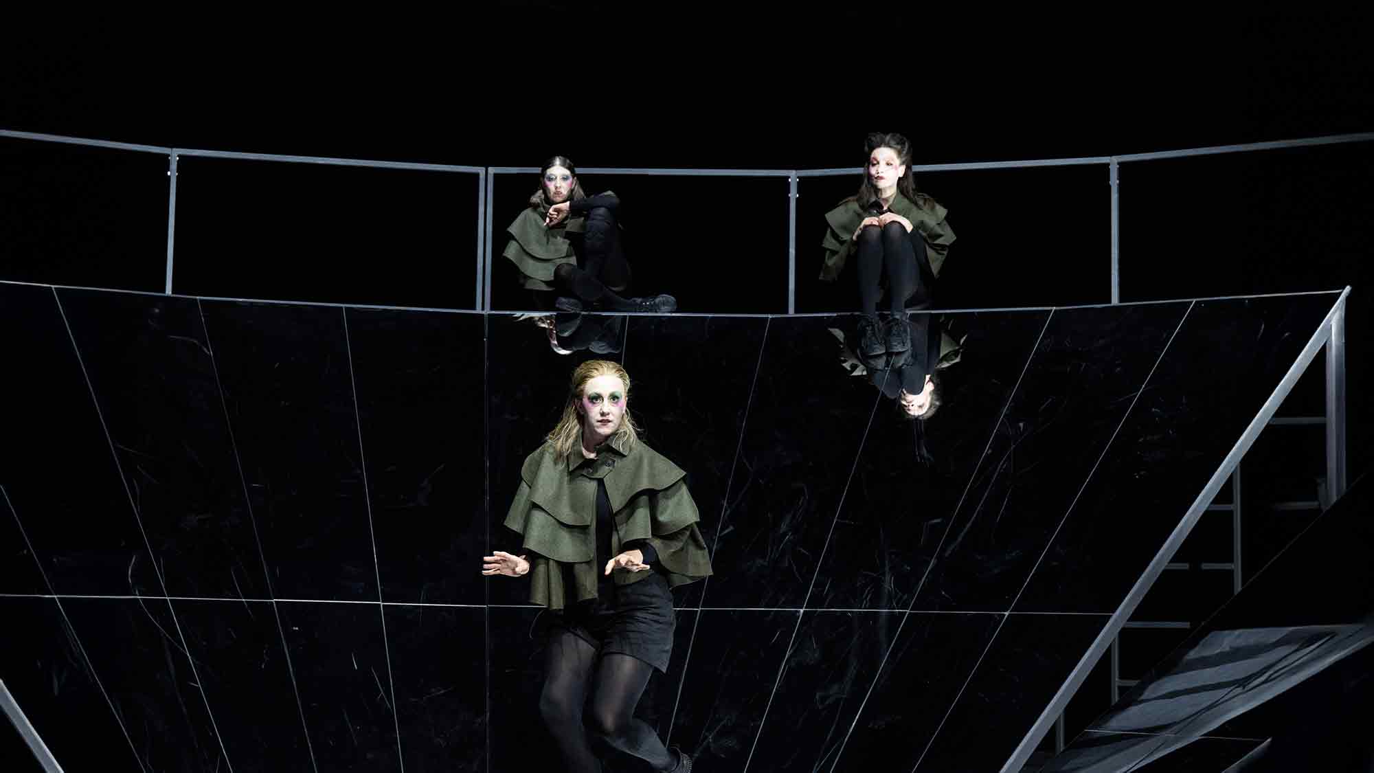 Theater Münster: »Leonce und Lena und Lenz«, Georg Büchner, letzte Vorstellung am Samstag, 25. Januar 2025, 19.30 Uhr, Großes Haus Theater Münster: »Leonce und Lena und Lenz«, Georg Büchner, letzte Vorstellung am Samstag, 25. Januar 2025, 19.30 Uhr, Großes Haus