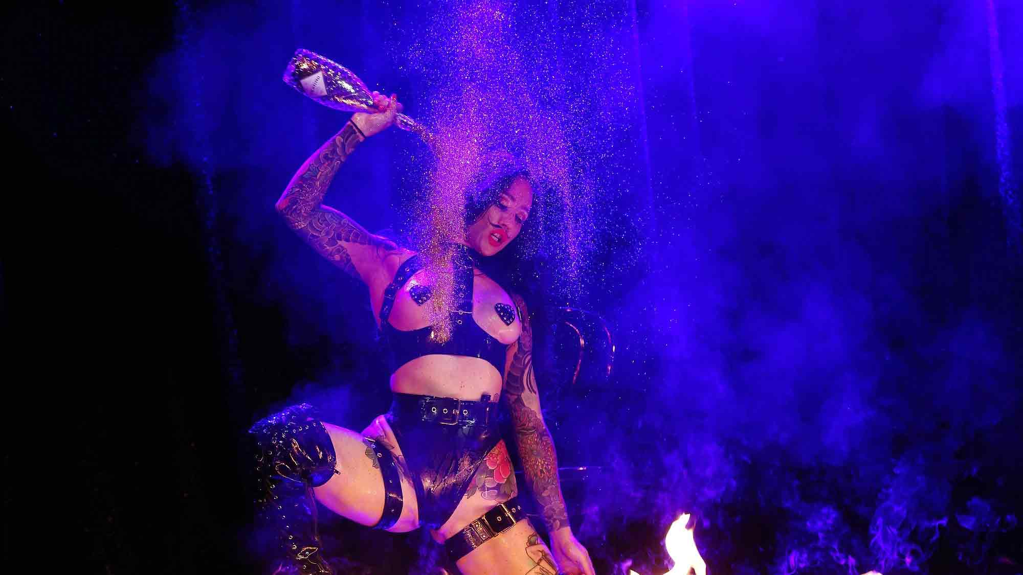 Heinz Hilpert Theater Lünen: Sheila Wolf präsentiert Burlesque Varieté – Vaudeville Variety Revue on Tour, 31. Januar 2025 Heinz Hilpert Theater Lünen: Sheila Wolf präsentiert Burlesque Varieté – Vaudeville Variety Revue on Tour, 31. Januar 2025