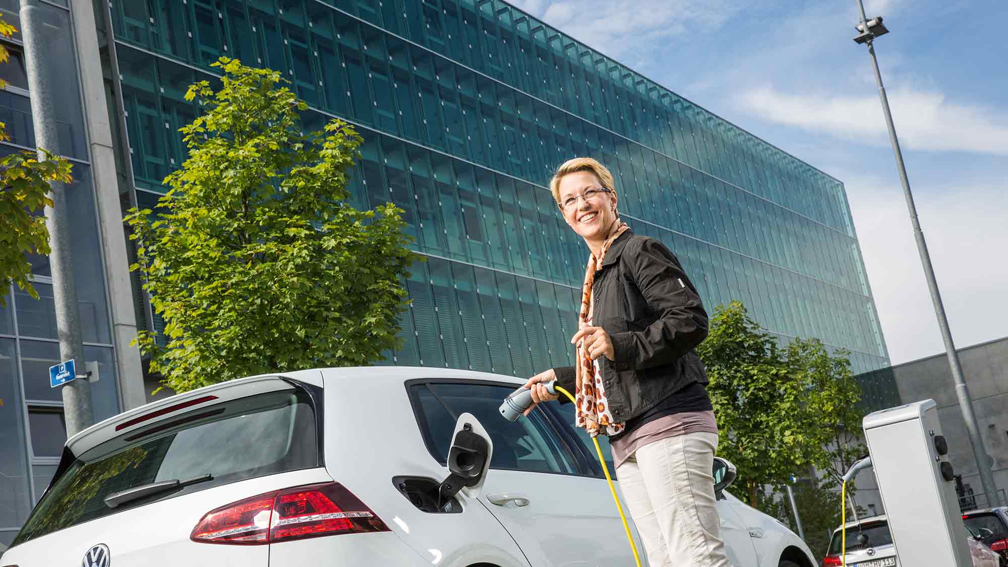 GEIG und Elektromobilität: Neues für Immobilienbesitzer ab 2025