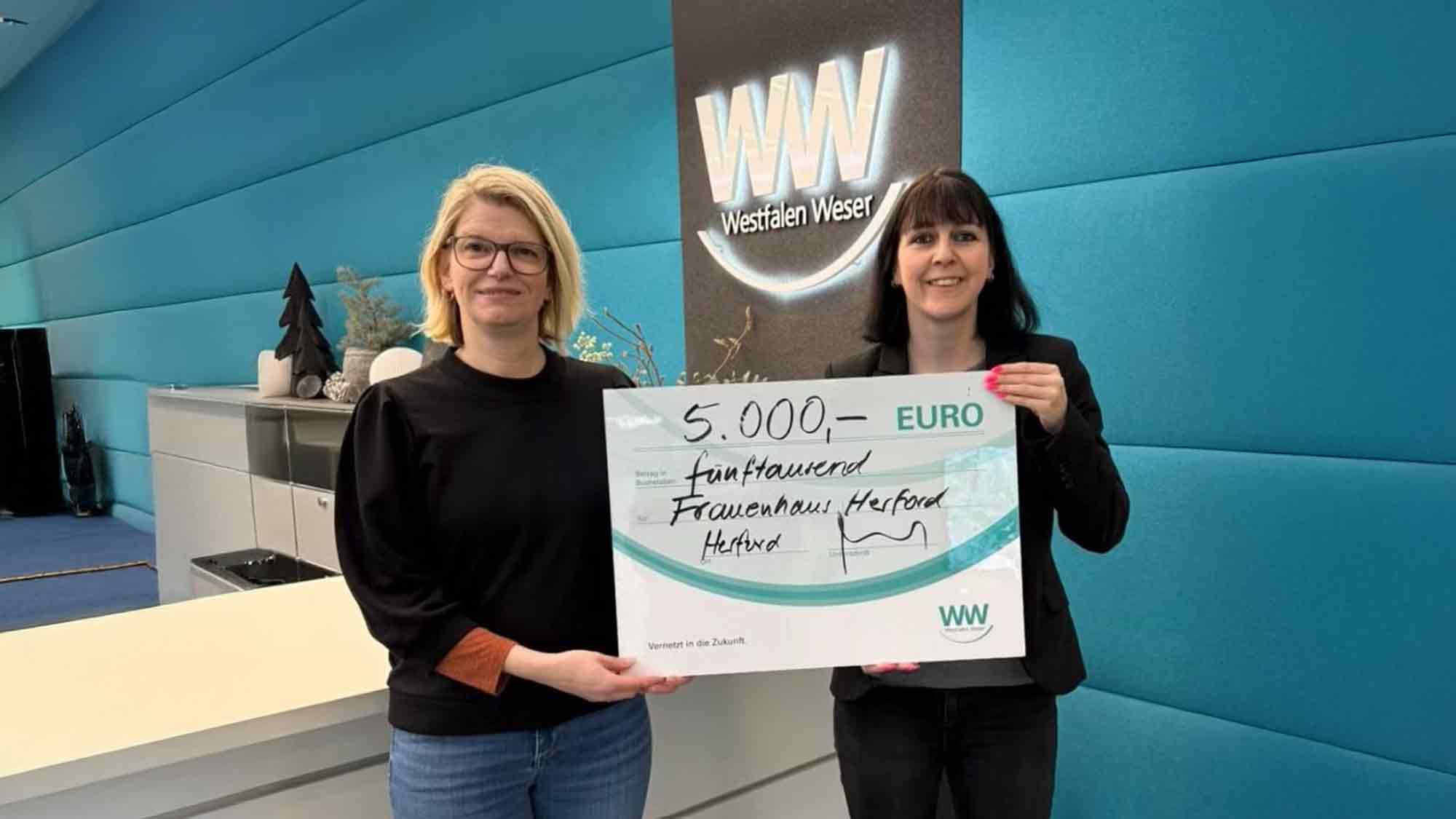 Westfalen Weser Netz unterstützt Frauenhaus Herford mit 5.000 Euro Westfalen Weser Netz unterstützt Frauenhaus Herford mit 5.000 Euro