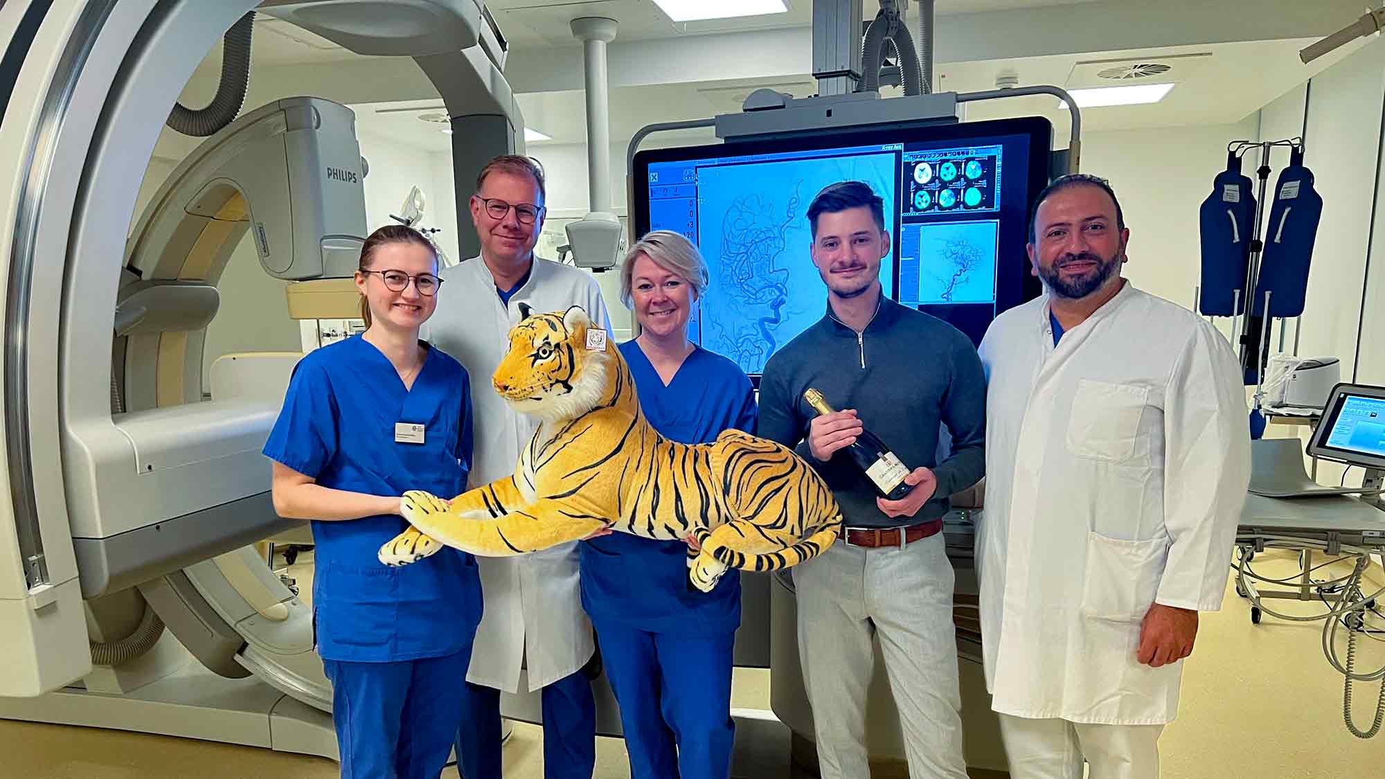 Angiografie Team mit Fingerspitzengefühl – Rekordpunktzahl erreicht: Preisübergabe im Sankt Elisabeth Hospital Gütersloh