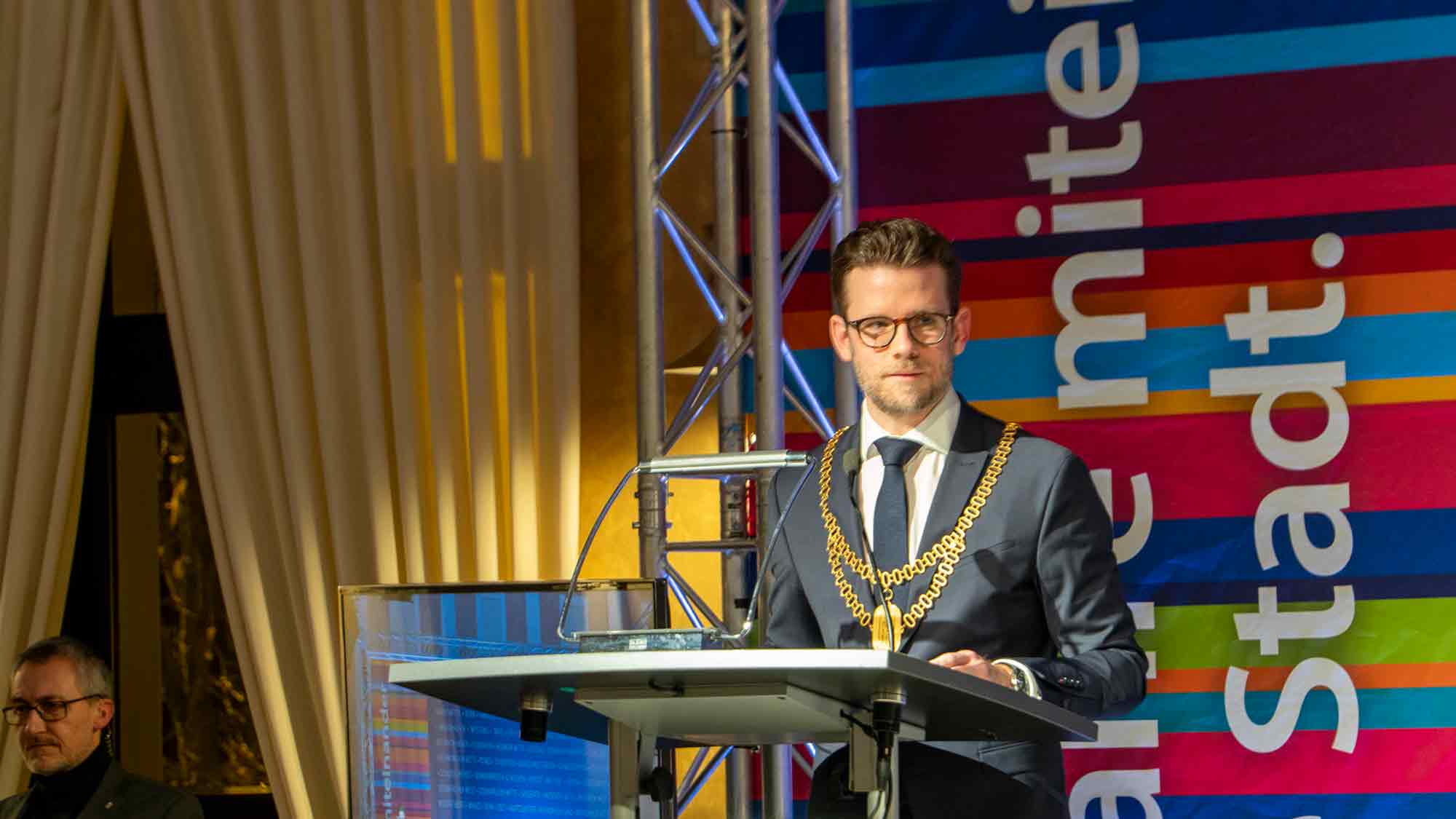 50 Jahre eine Stadt: Festakt mit Ministerpräsident Hendrik Wüst, viel Kultur und mehr als 200 Gästen im Haus Erholung als Start ins Jubiläumsjahr