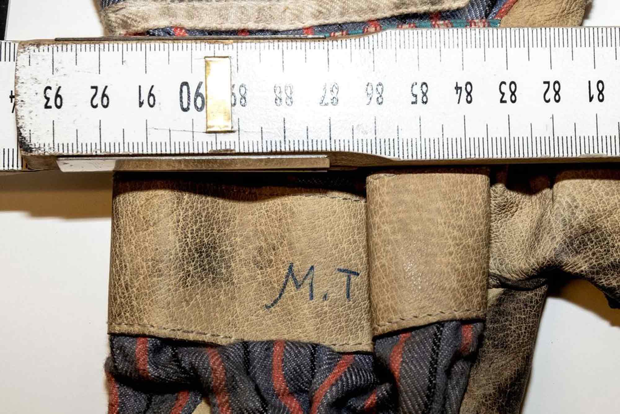 Polizei Bielefeld: Cold Case »Raubmord im Jahr 1994 in Bielefeld Oldentrup« – Polizei veröffentlicht wichtiges Beweismittel – Belohnung ausgelobt Polizei Bielefeld: Cold Case »Raubmord im Jahr 1994 in Bielefeld Oldentrup« – Polizei veröffentlicht wichtiges Beweismittel – Belohnung ausgelobt
