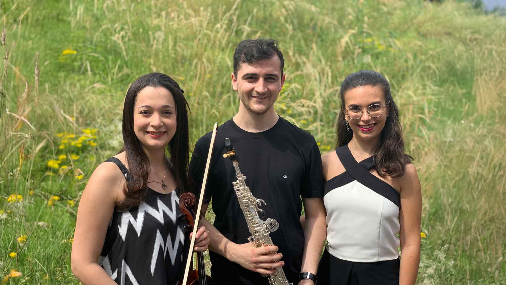 Es gibt noch Karten: Kammermusikreise um die Welt mit dem Alma Trio, Altes Pfarrhaus Vellern, 20. Februar 2025 Es gibt noch Karten: Kammermusikreise um die Welt mit dem Alma Trio, Altes Pfarrhaus Vellern, 20. Februar 2025